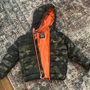 never worn nike puffer jacket toddler 5 army green